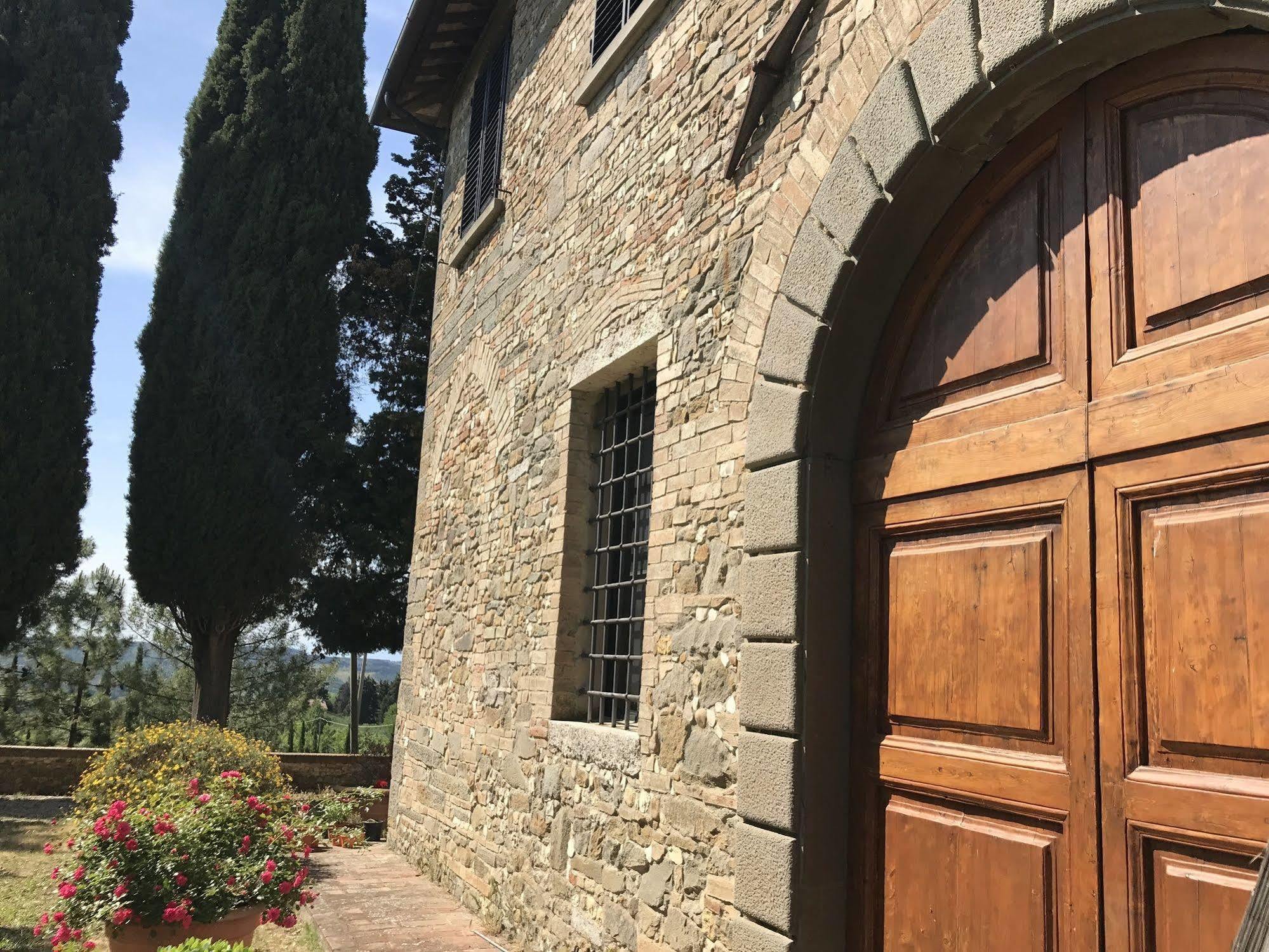 Апартаменты Castello Di Fezzana Монтеспертоли Экстерьер фото