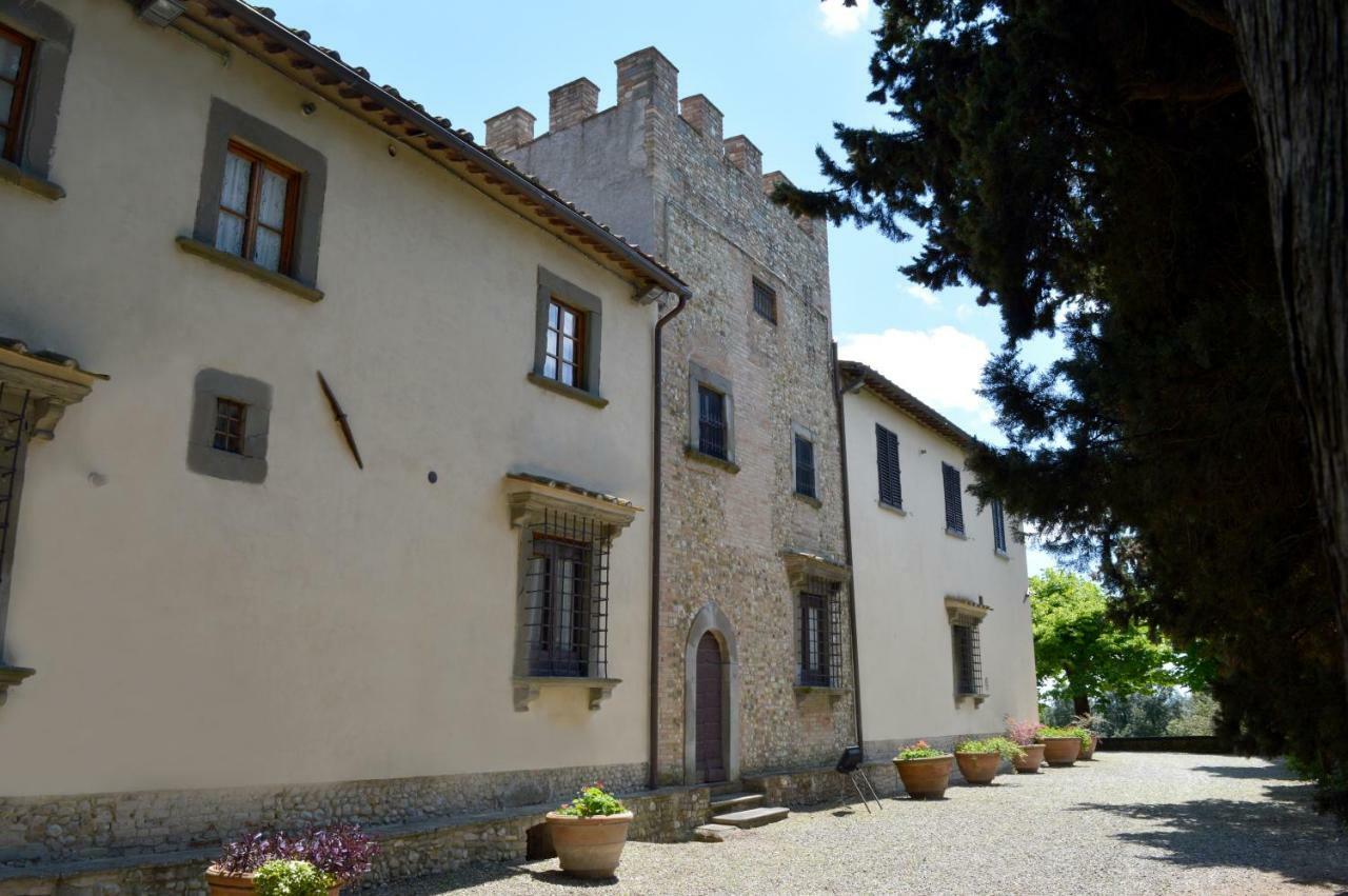 Апартаменты Castello Di Fezzana Монтеспертоли Экстерьер фото